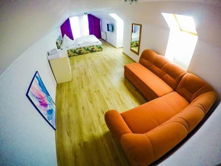 Casa Germana Hotel Lupeni  Luaran gambar
